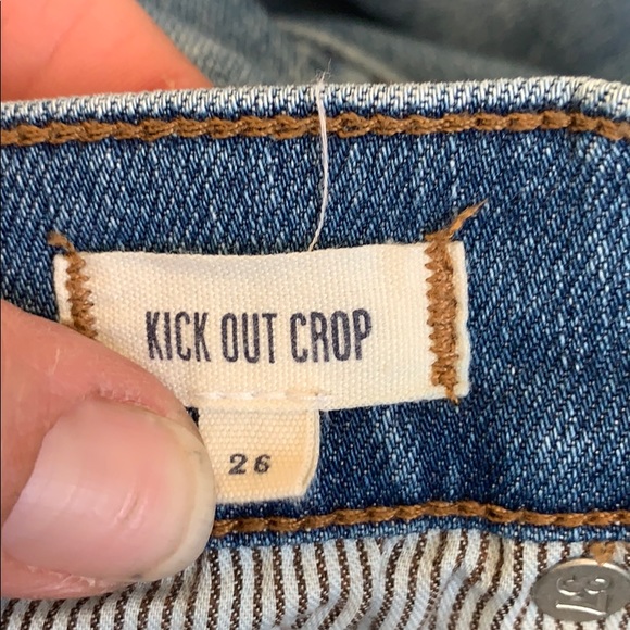 Madewell High Rise Kick Out Crop Jeans (26) - Picture 11 of 13